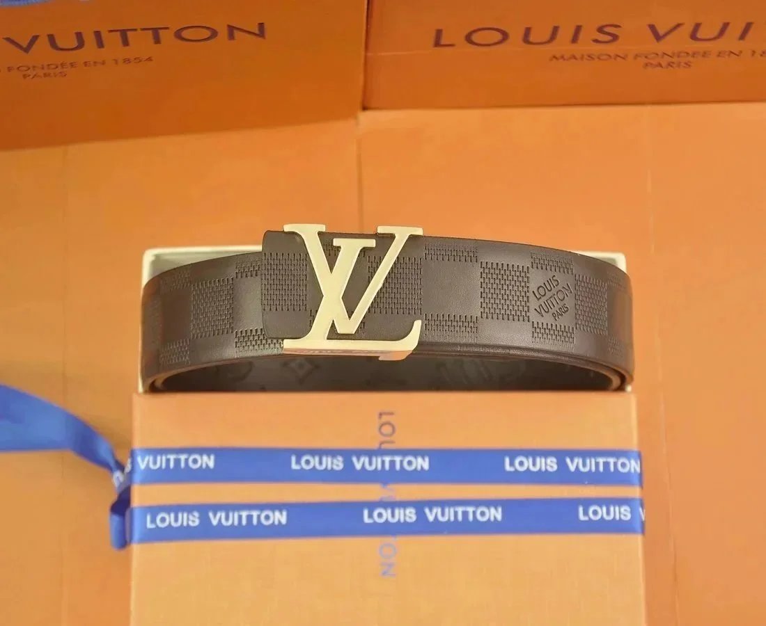 Louis Vuitton Belts Circular LV Buckle — 34