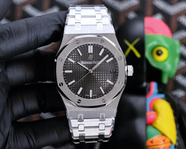 Audemars Piguet Watches Royal Oak Date product detail image 26