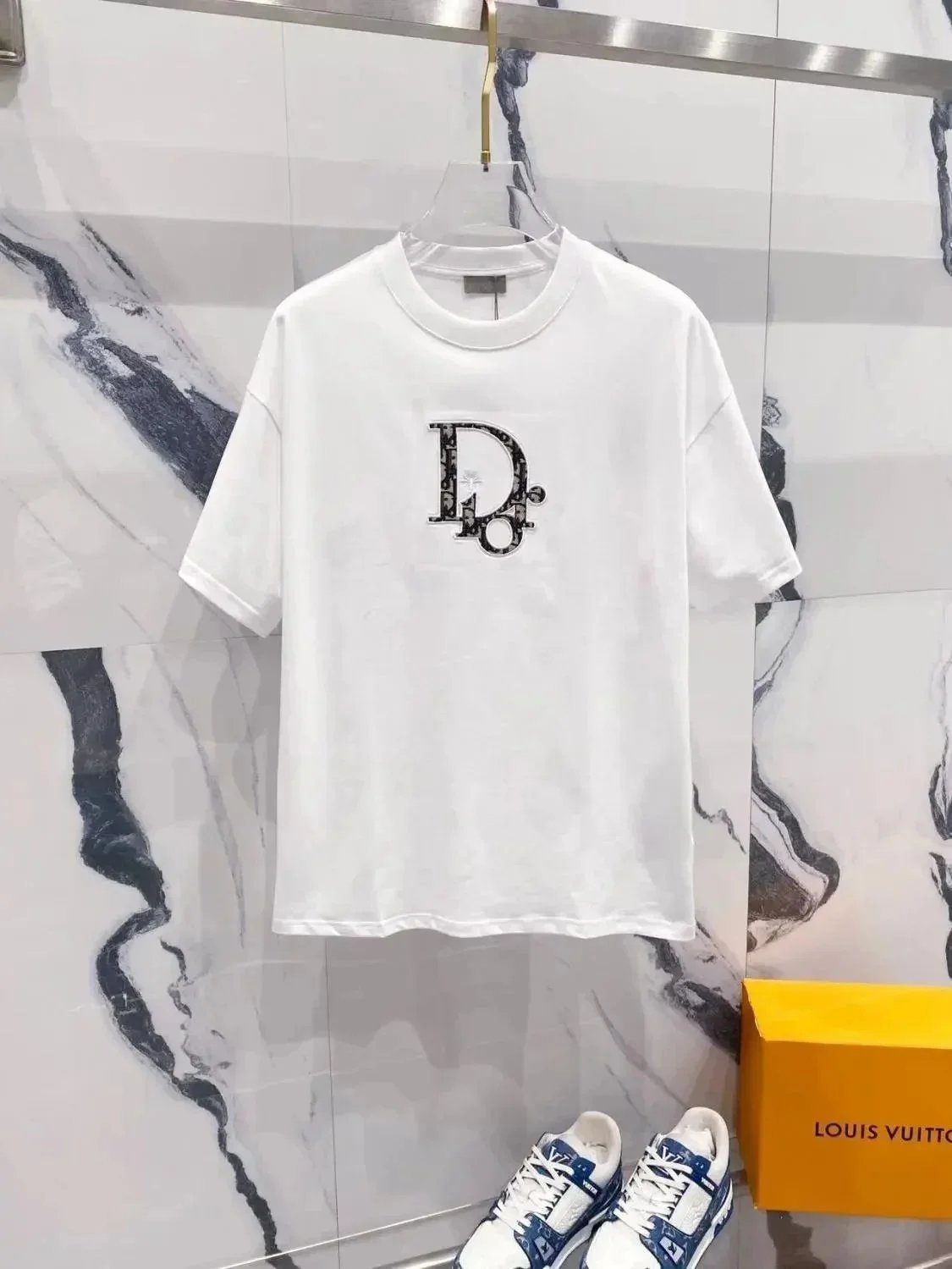 Dior T-Shirts Short-Sleeve Crew-Neck Logo T-Shirt — 18