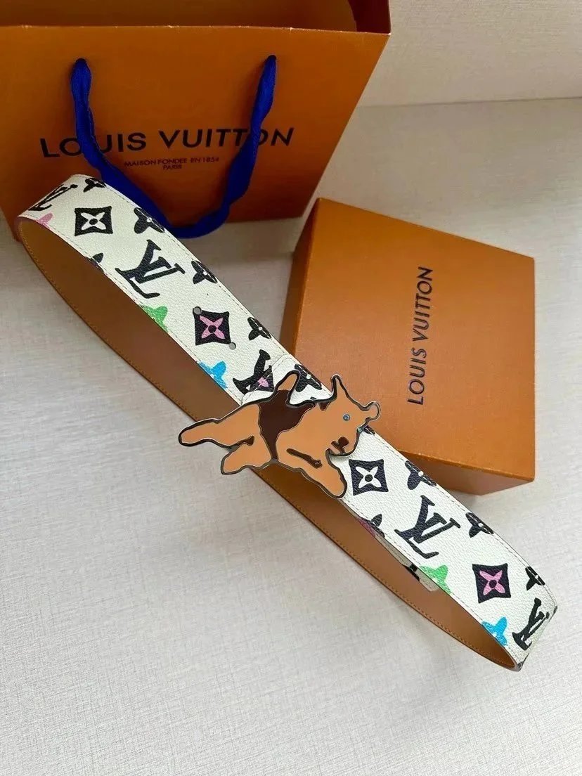 Louis Vuitton Assorted logo-buckle belt designs image 12