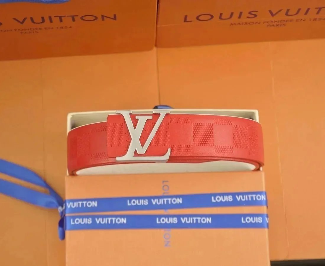 Louis Vuitton Belts Circular LV Buckle — 23