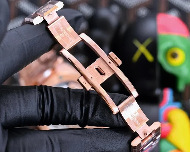 Audemars Piguet Watches Royal Oak Date product detail image 20