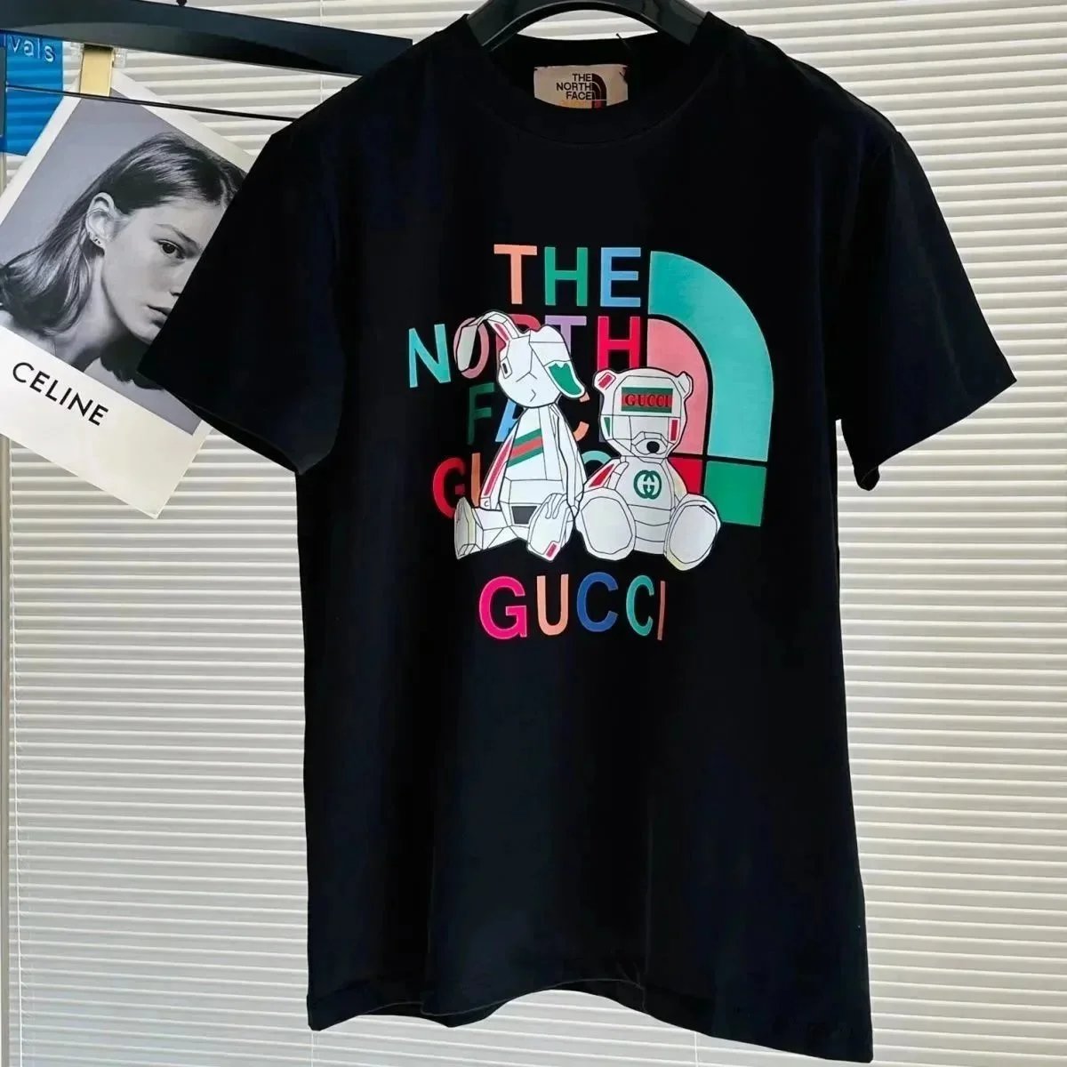 Gucci T-Shirts Graphic Print Short-Sleeve T-Shirt — 18