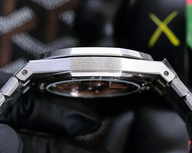 Audemars Piguet Watches Royal Oak Date product detail image 10