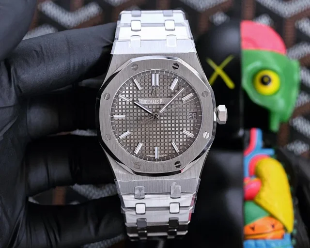 Audemars Piguet Watches Royal Oak Date product detail image 22