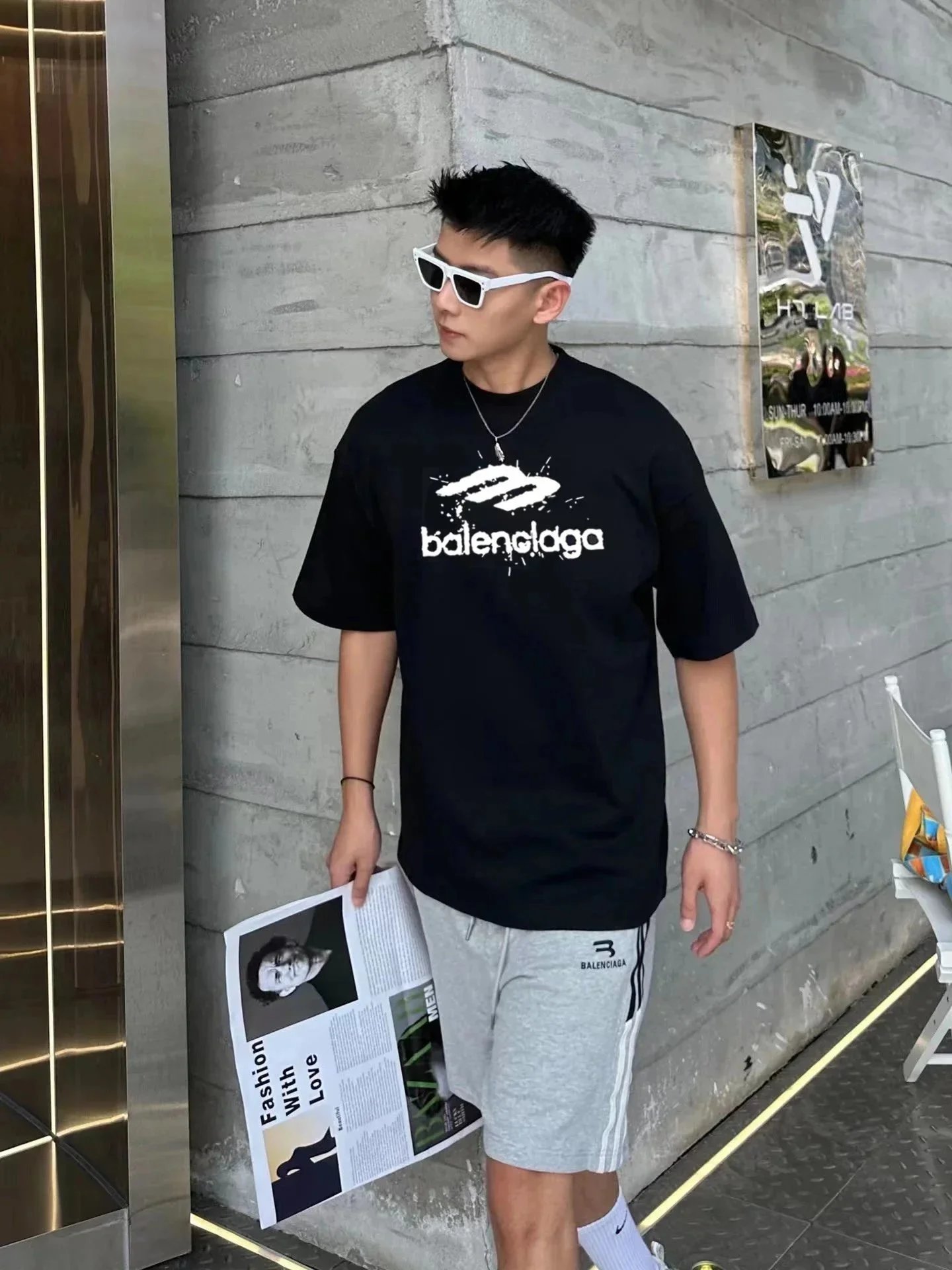 Balenciaga T-Shirts Logo Print image 4