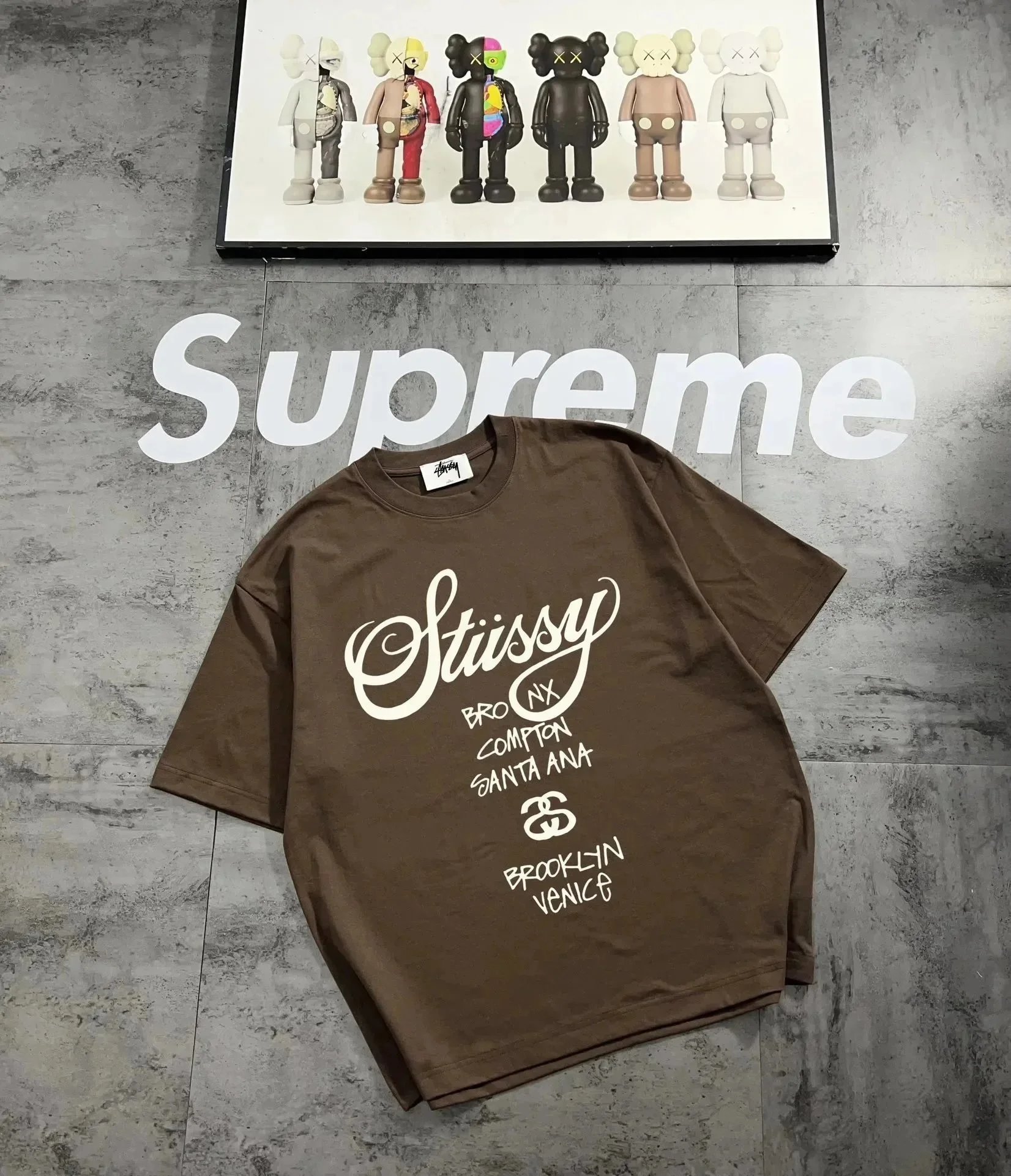 Stüssy T-Shirts Short-Sleeve Graphic Print — 35