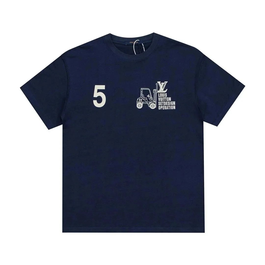 Louis Vuitton T-Shirts Short-Sleeve Graphic T-Shirt — 19