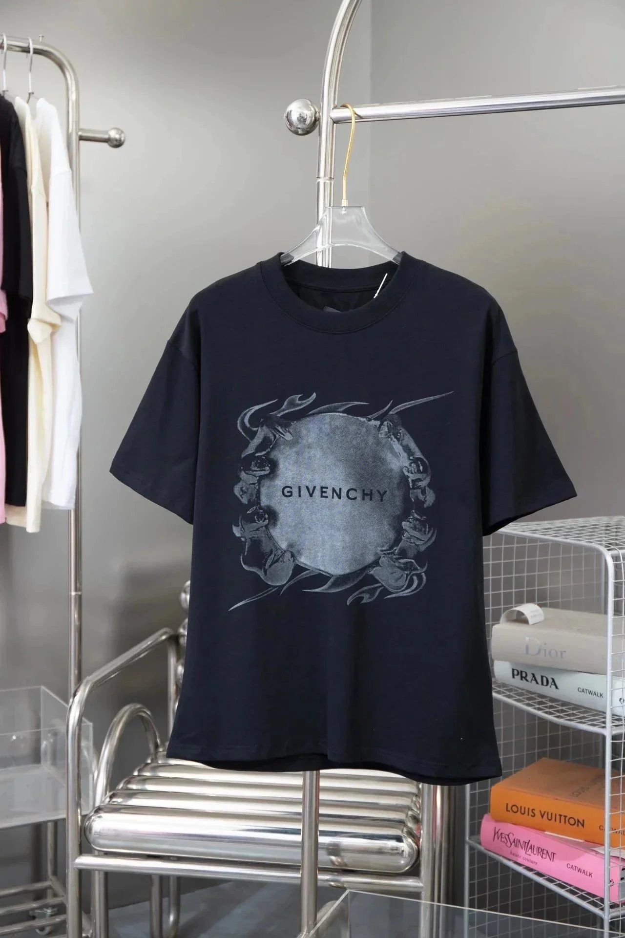 Givenchy T-Shirts Graphic Print T-Shirt image 13