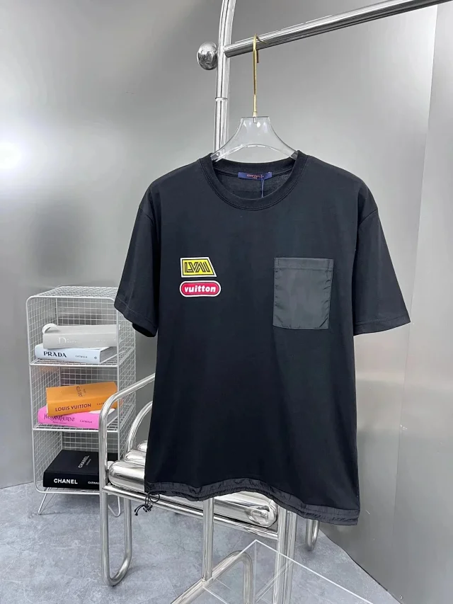 Louis Vuitton T-Shirts Assorted Logo Designs product detail image 4