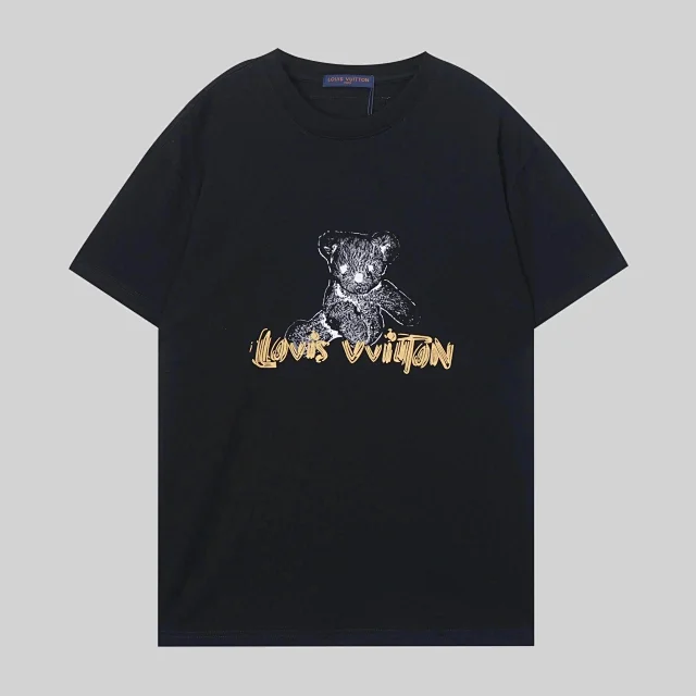 Louis Vuitton T-Shirts Monogram graphic product detail image 5