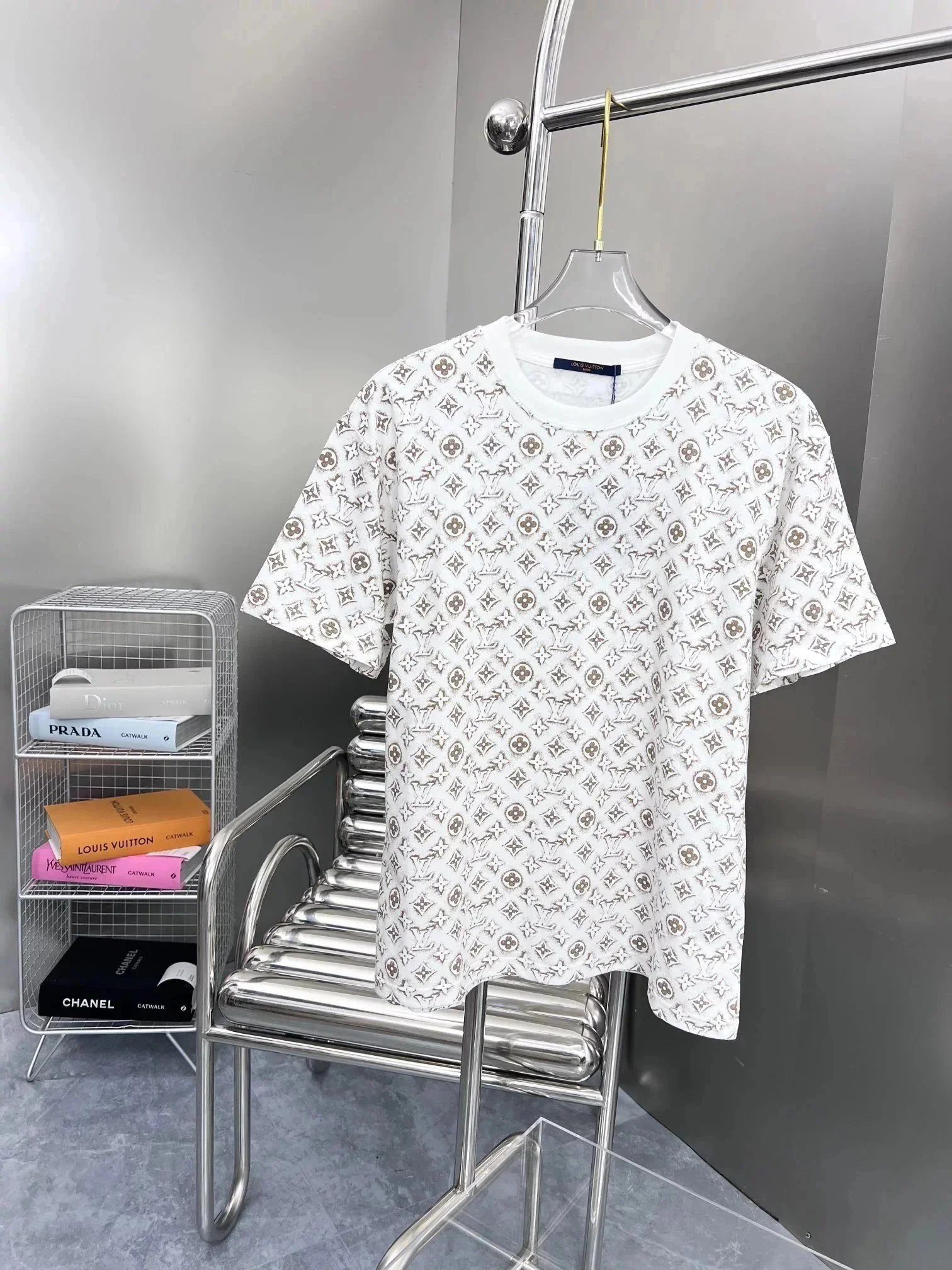 Louis Vuitton T-Shirts Assorted Logo Designs — 6