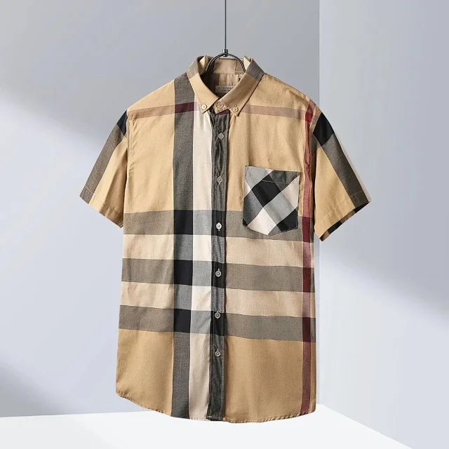 Burberry T-Shirts Logo-print crew-neck T-shirt product detail image 13