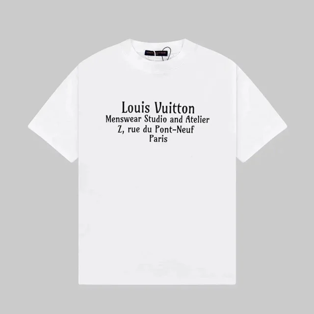 Louis Vuitton T-Shirts Monogram graphic product detail image 7