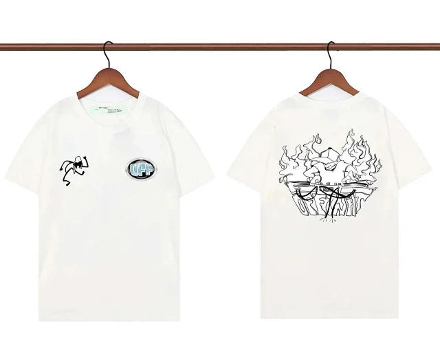 Off-White T-Shirts Graphic Print product detail image 3