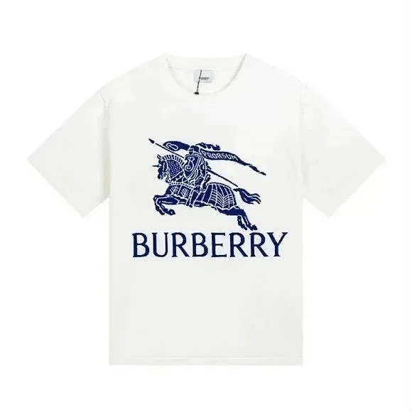 Burberry T-Shirts Logo Graphic product detail image 5