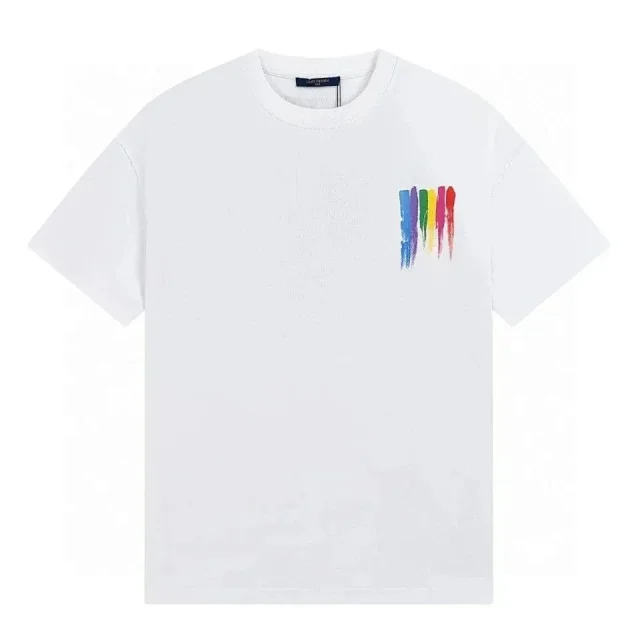 Louis Vuitton T-Shirts Short-Sleeve Graphic T-Shirt product detail image 2
