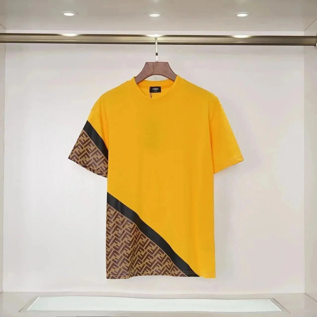 Fendi T-Shirts Short-Sleeve Color-Block FF Motif T-Shirt — 1