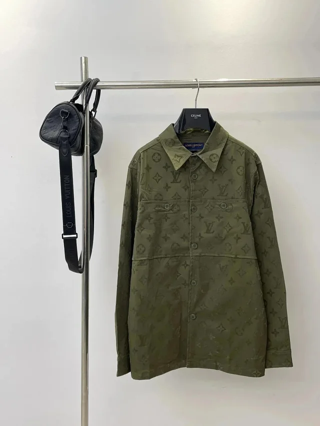 Louis Vuitton Assorted tops product detail image 5