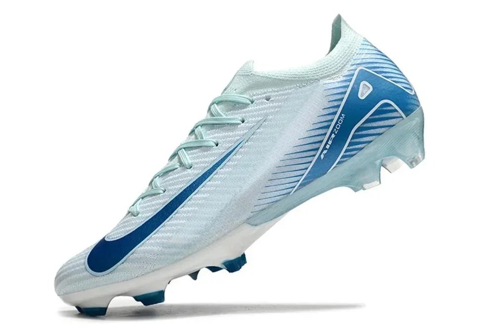 Nike Boots Low-cut studded football — 12