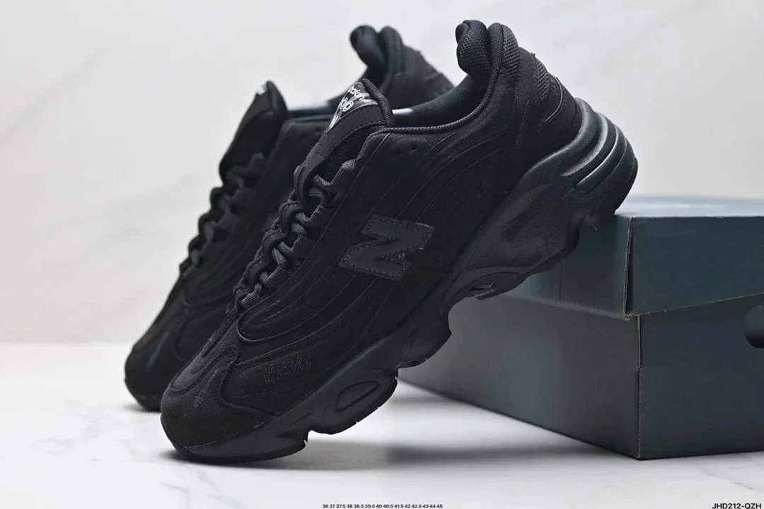 New Balance Sneakers 1000 image 2