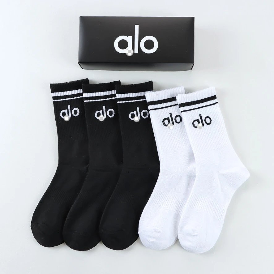Alo Yoga Socks T-Shirt