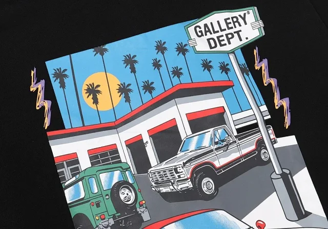 Gallery Dept. Hoodies & Sweatshirts Logo Graphic Pullover Hoodie product detail image 59