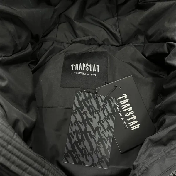Off-White Diagonal Arrow Puffer Jacket Black Down-Jacket - 8