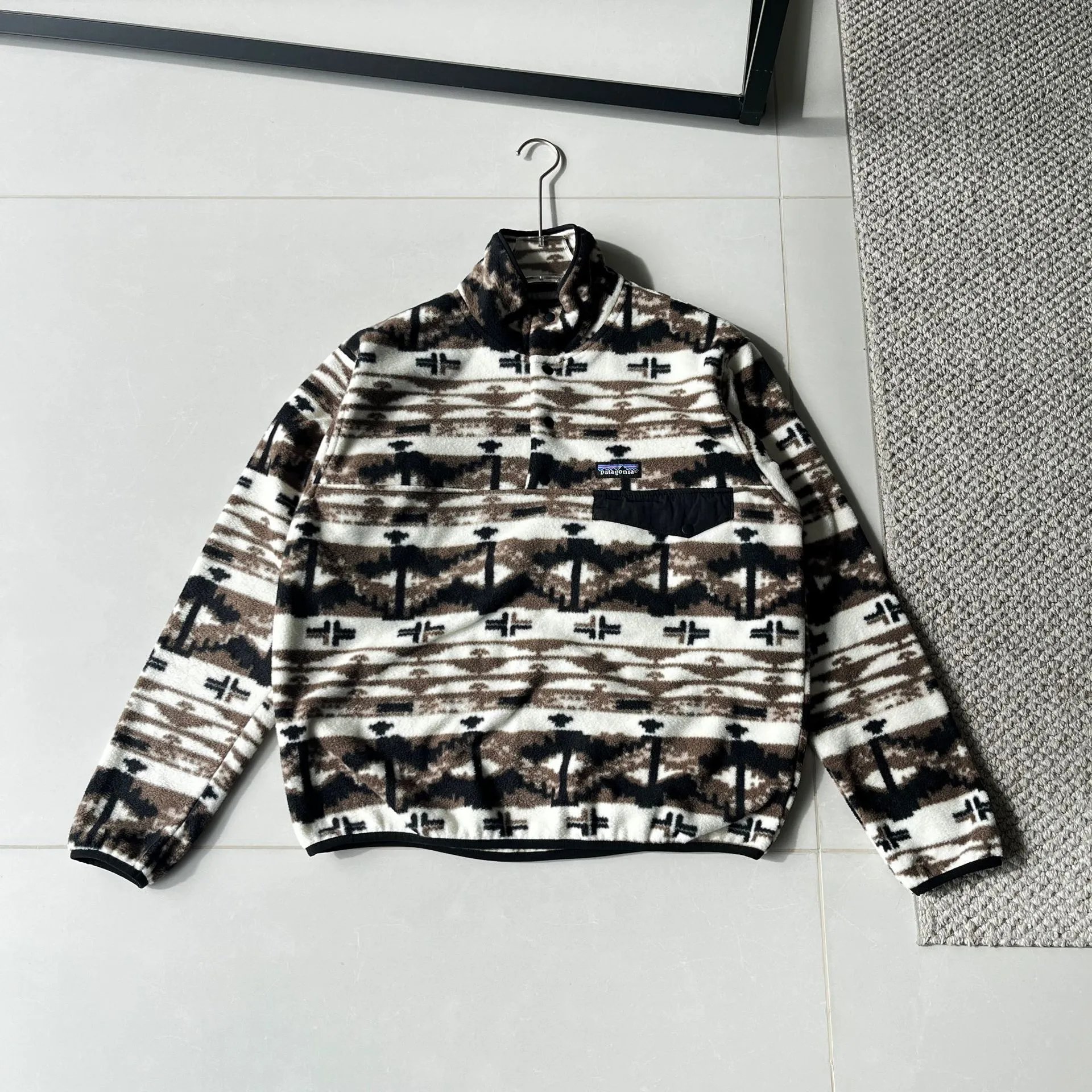 Fleece Crewneck Sweatshirt Jacket photo 6