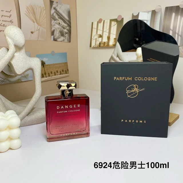 Oligarch Multiple fragrance variants product detail image 10