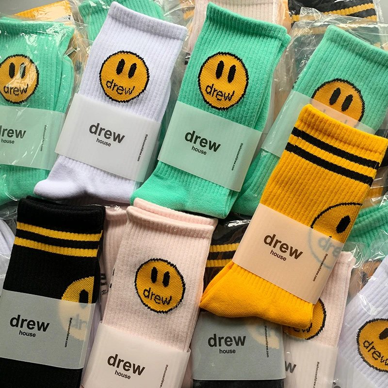 d.r.e.w h.o.u.s.e smiley face sports pair socks street trend，If the product is no quality issue,no r