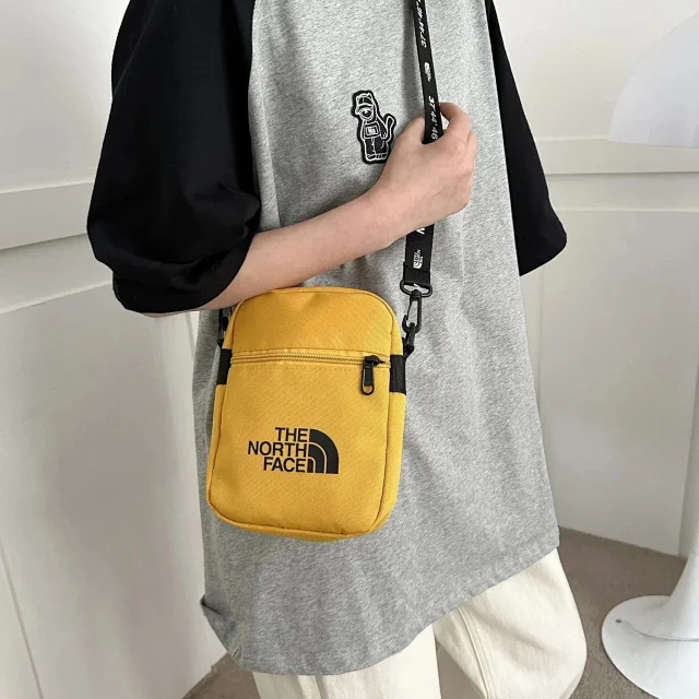 The North Face Crossbody Bags Logo Waist Bag product detail image 5