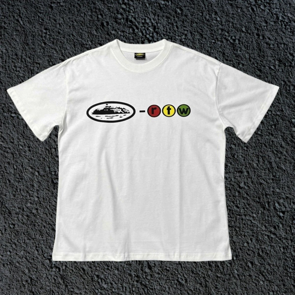 White Circle Letter 3200