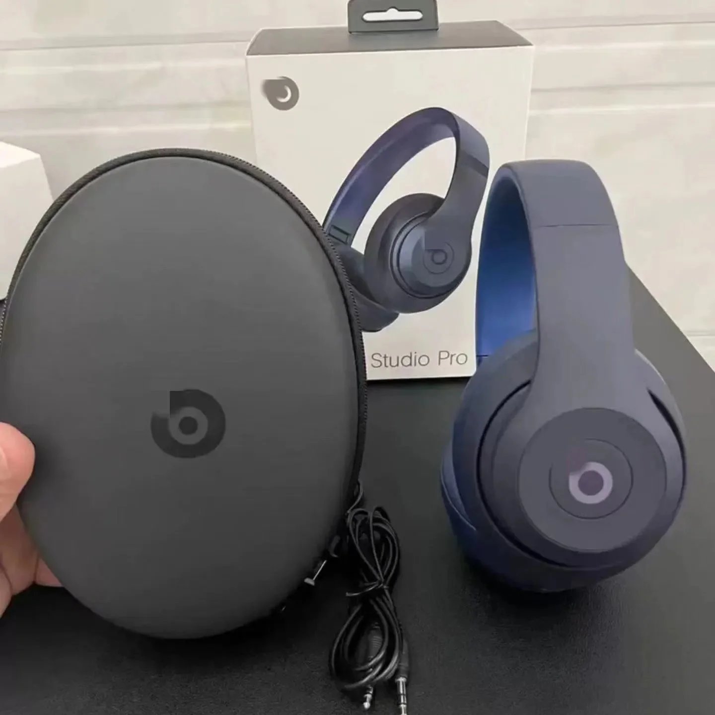 B*ts studio pro-blue