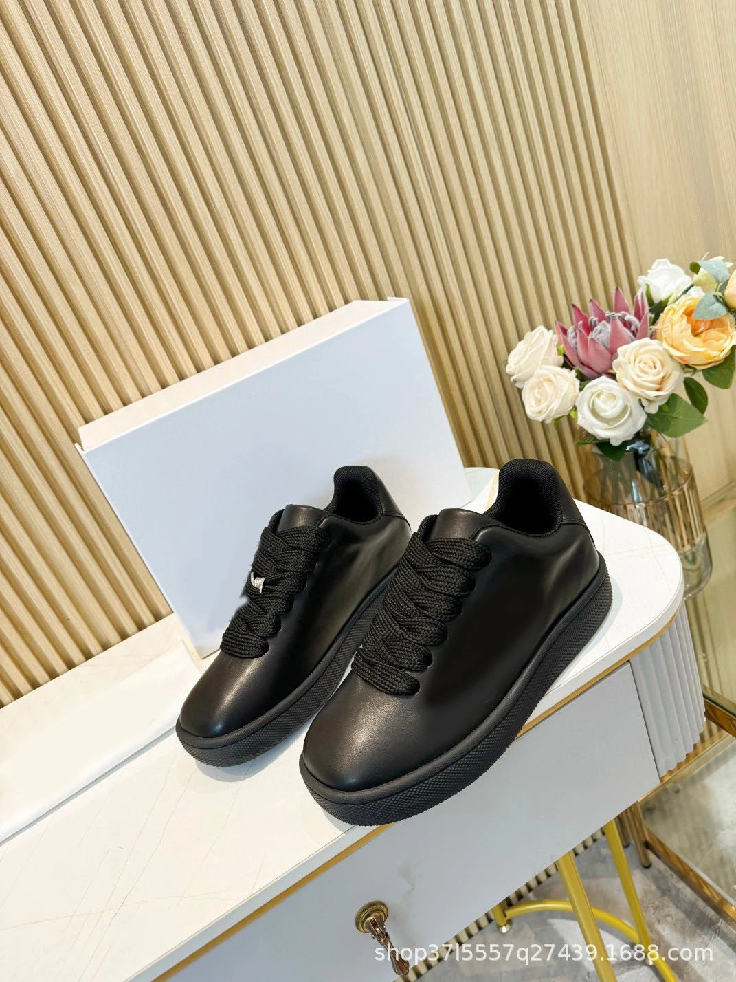 Unbranded Sneakers Low-Top Lace-Up with Woven Uppers — Black