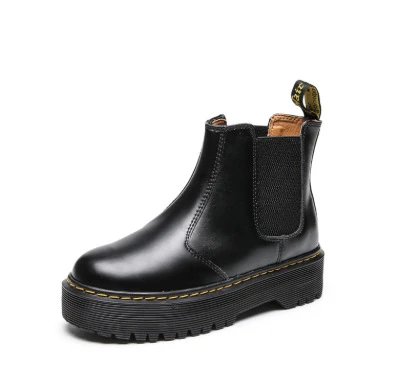 Unbranded Boots Chelsea ankle with elastic side panels and contrast stitching — black thick bottom