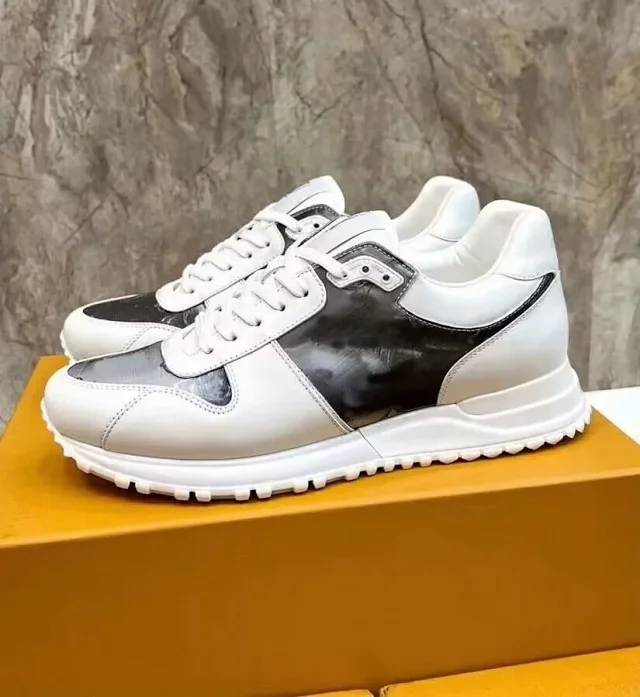 Louis Vuitton Sneakers Low-Top Lace-Up Monogram product detail image 18