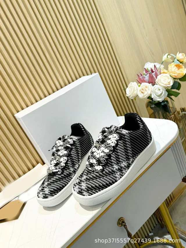 Unbranded Sneakers Low-Top Lace-Up with Woven Uppers product detail image 4