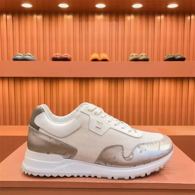 Louis Vuitton Sneakers Low-Top Lace-Up Monogram product detail image 12