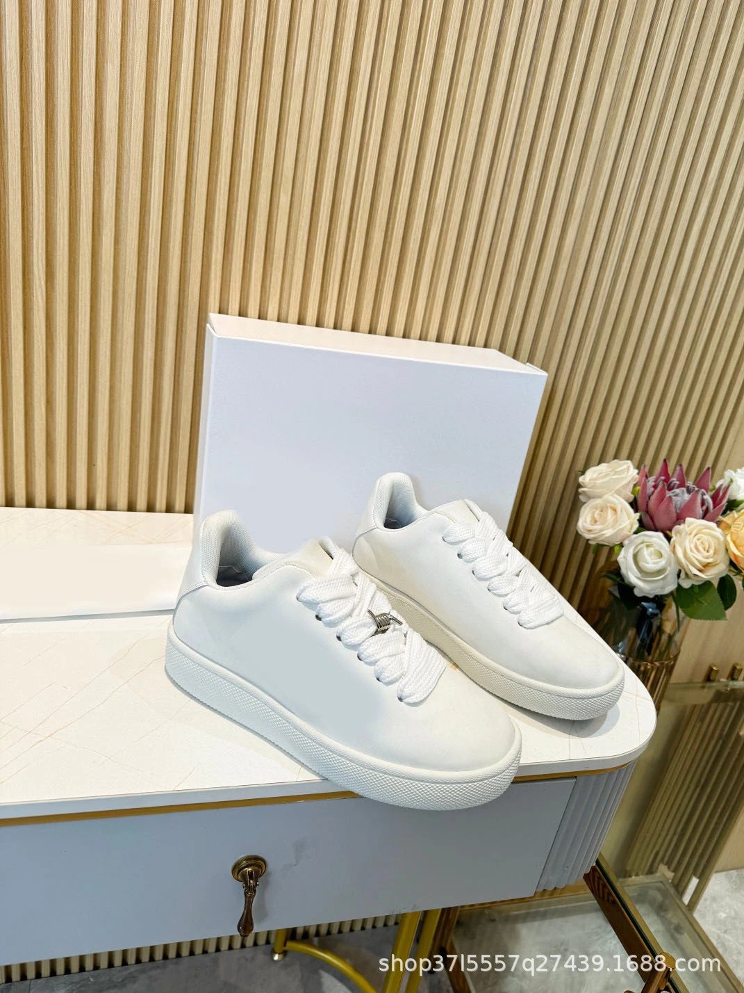 Unbranded Sneakers Low-Top Lace-Up with Woven Uppers — white