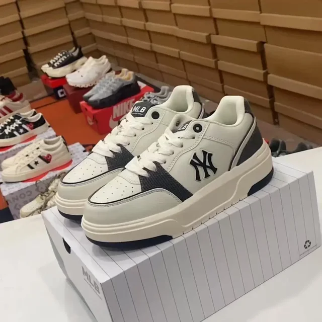 MLB Sneakers Low-Top Chunky Logo product detail image 14