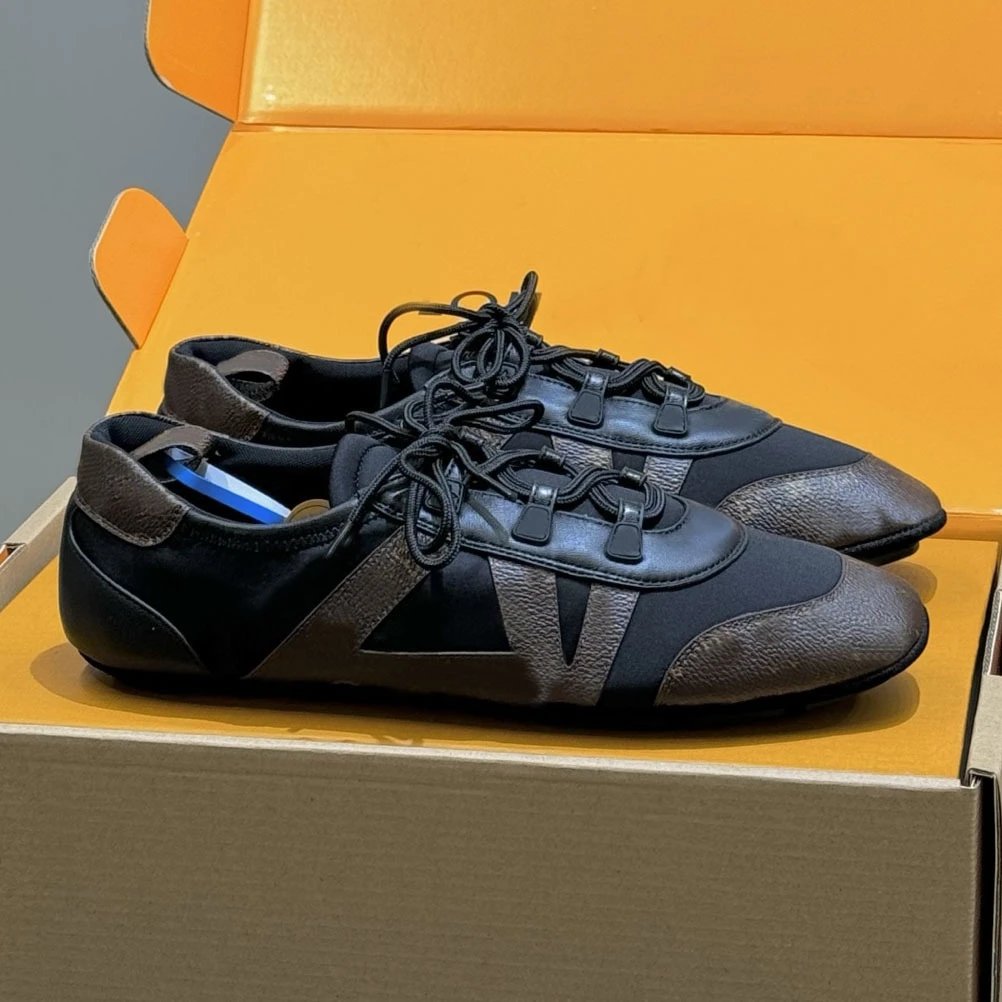 Unbranded Sneakers Low-Top Lace-Up with V-Shaped Side Appliqué — black old flower
