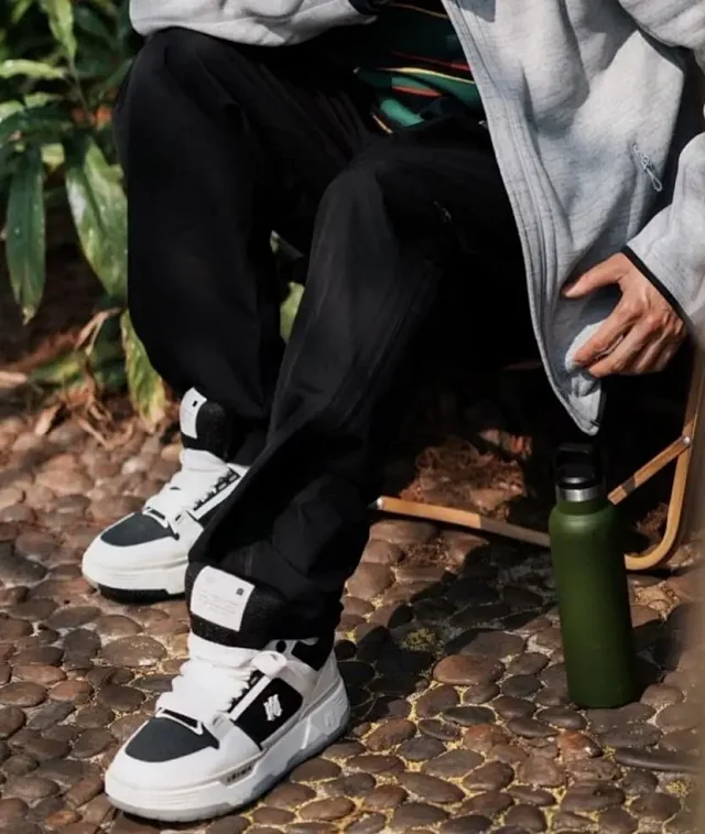 AMIRI Sneakers Low-top lace-up with textured panels and chunky sole product detail image 3