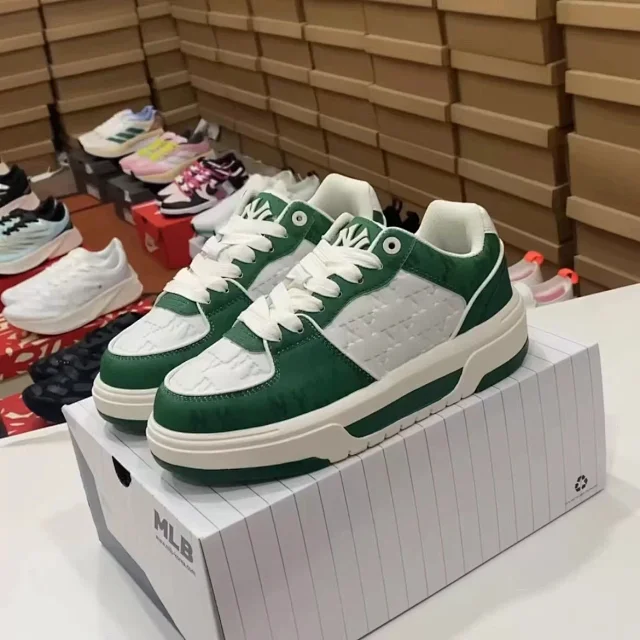 MLB Sneakers Low-Top Chunky Logo product detail image 18