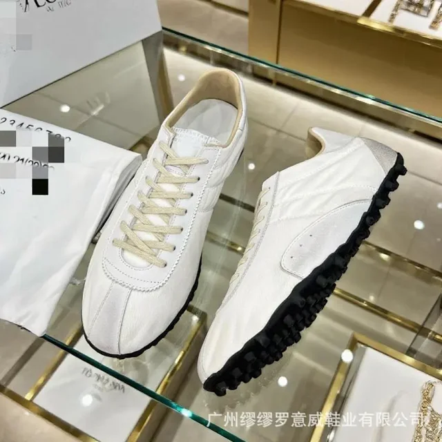 Unbranded Sneakers Low-profile quilted lace-up with lug sole product detail image 4