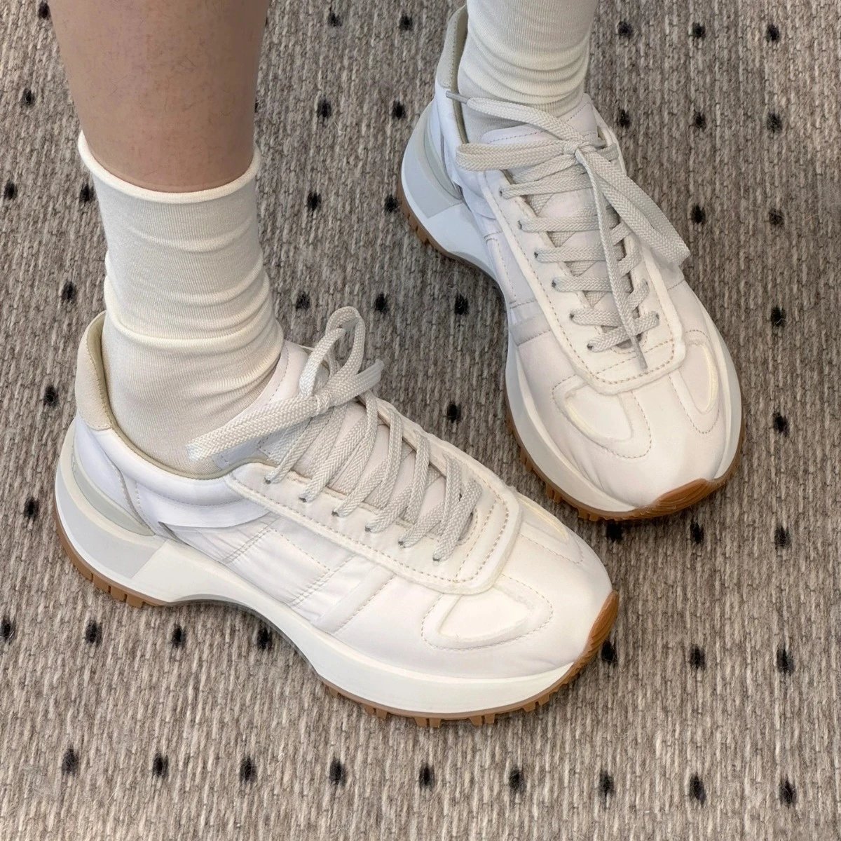 LOG Sneakers Low-Top Lace-Up Chunky Sole image 4
