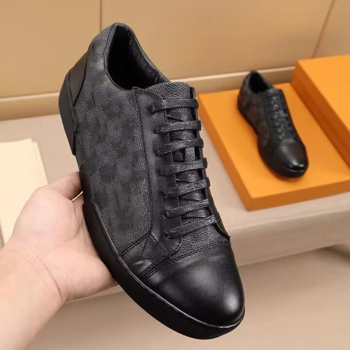 Unbranded Sneakers Low-Top Lace-Up Monogram-Pattern image 3