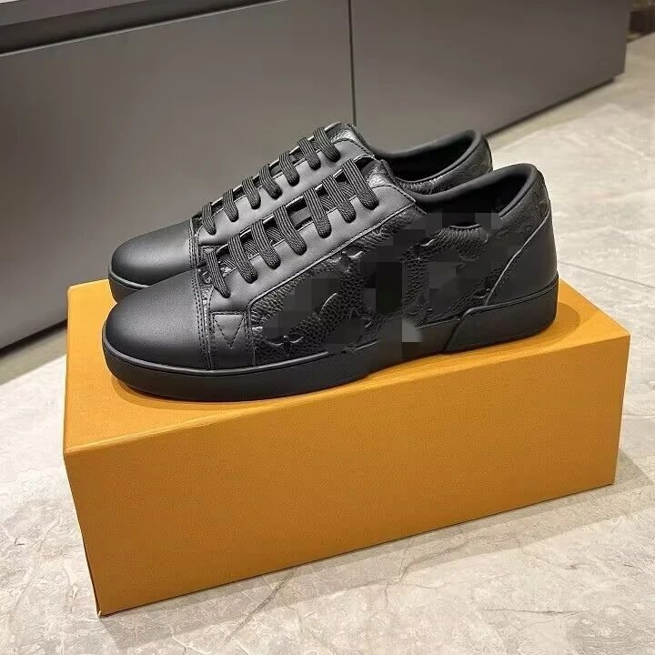 Unbranded Sneakers Low-Top Lace-Up Monogram-Pattern — Figure 6