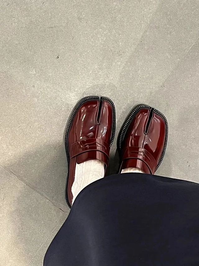 Unbranded Leather Shoes Glossy Split-Toe Penny Loafers product detail image 1