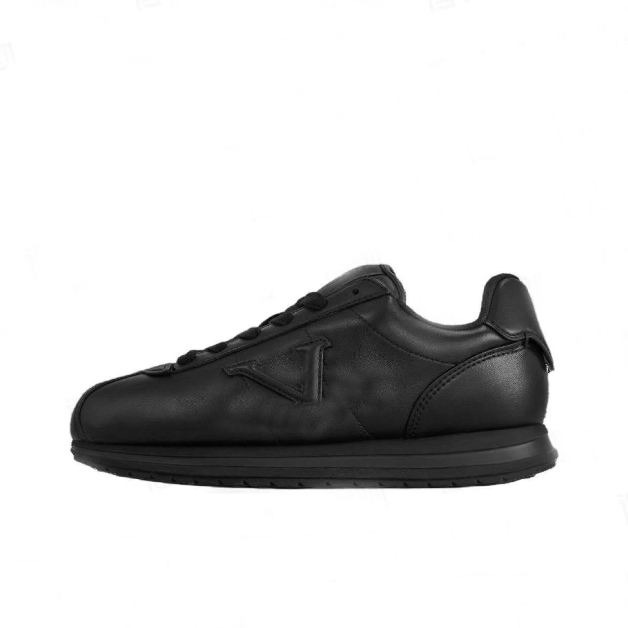 Louis Vuitton Sneakers Run Away — Black